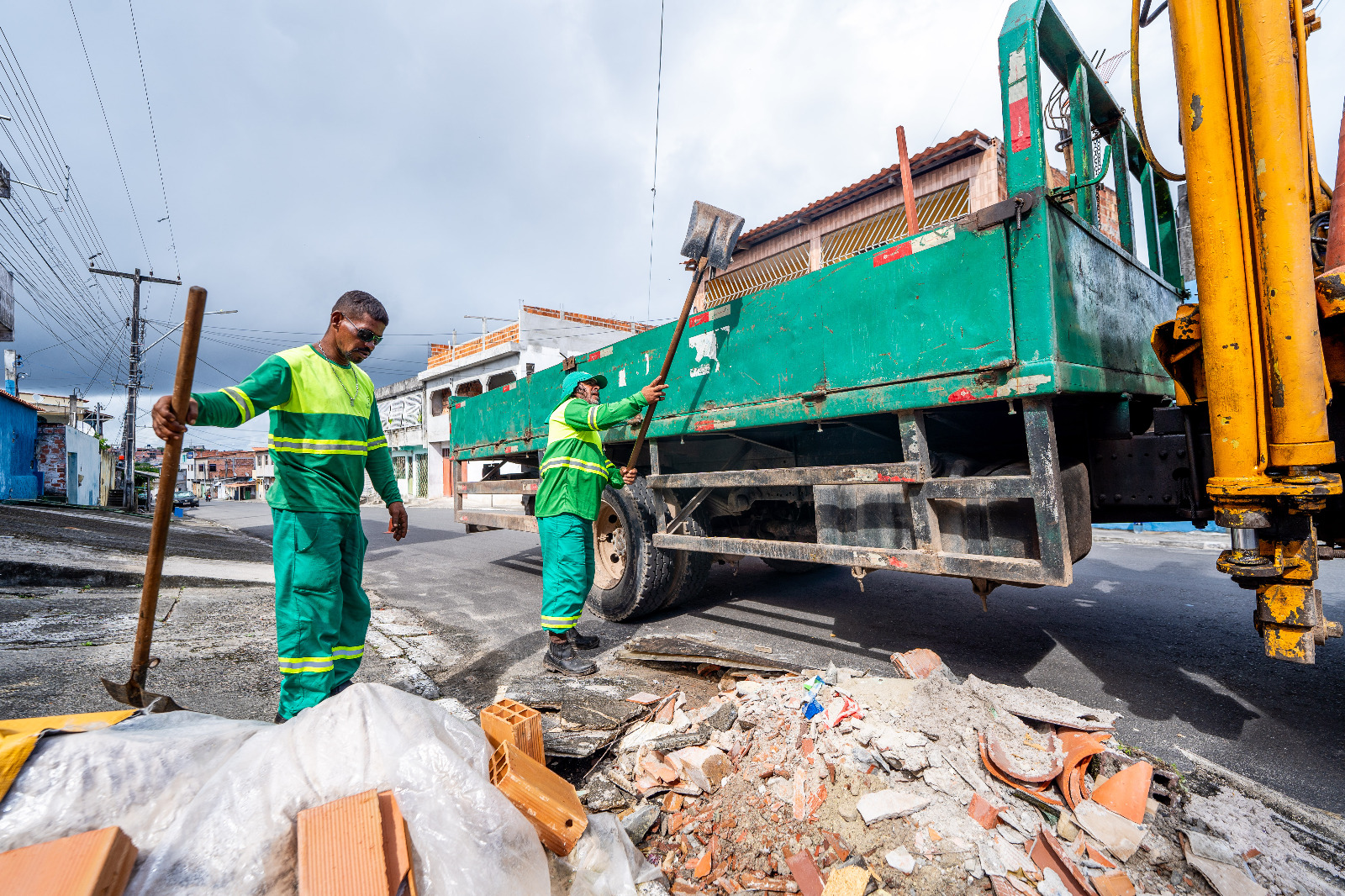 Prefeitura em Ação: serviços públicos na região dos Phocs passam por intensificação