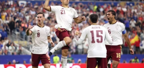 Espanha domina, elimina a França e garante vaga na final da Copa do Mundo