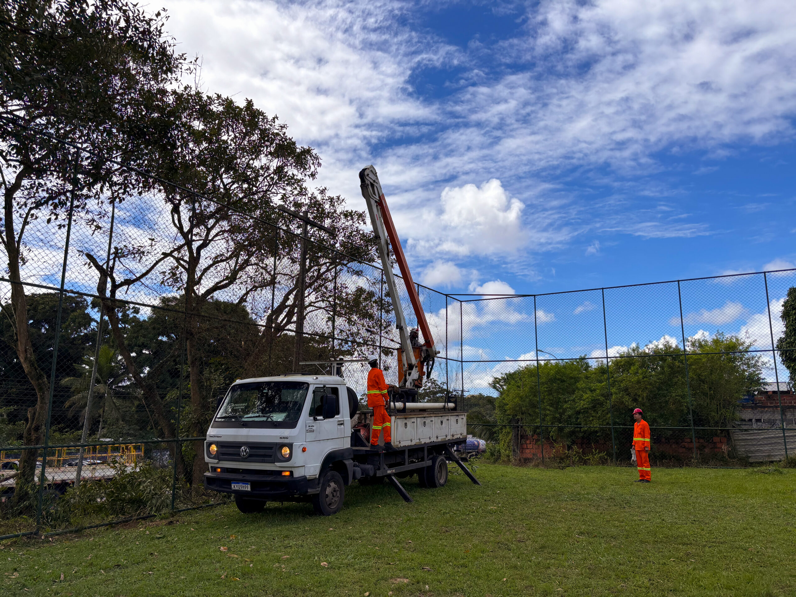 Sesp revitaliza iluminação no campo do Santo Antônio e intensifica ações de zeladoria na sede