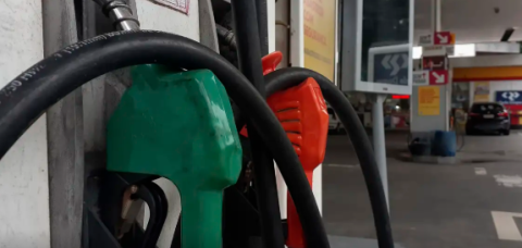Segunda maior refinaria do país reduz preço da gasolina em 11,3%