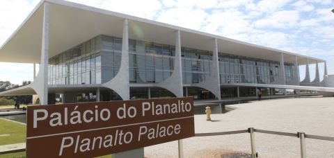 Como o Planalto enxerga a crise inédita no STF — e a postura que Lula vai adotar