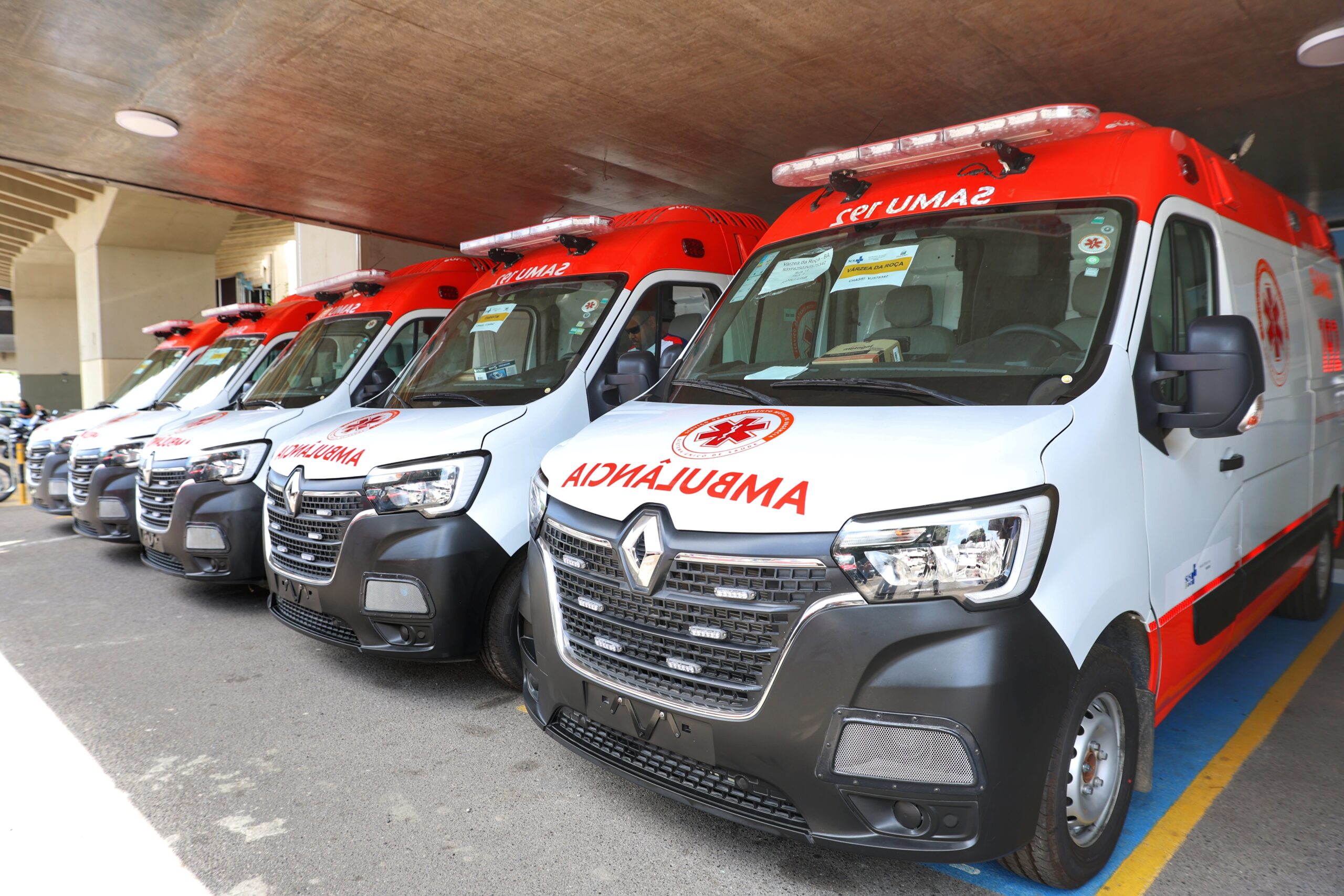 Bahia é contemplada com dez novas ambulâncias para reforçar serviço do SAMU e transporte de pacientes